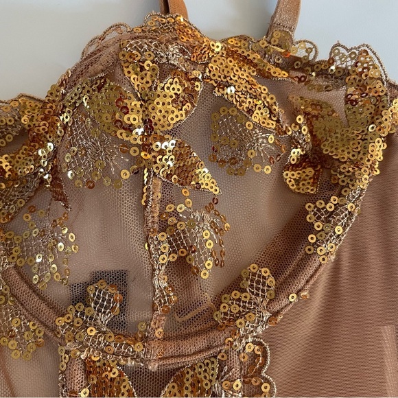 New! Victoria's Secret Sequin Ziggy Glam Floral Corset Bra 20020 - Picture 4 of 8